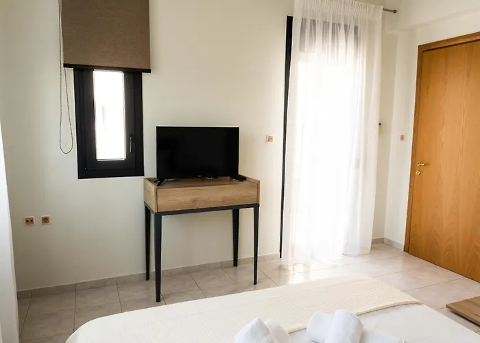 Venetia Luxurious